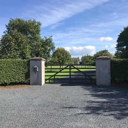 Castan House - 30 Minutes To Dublin Airport Holiday home