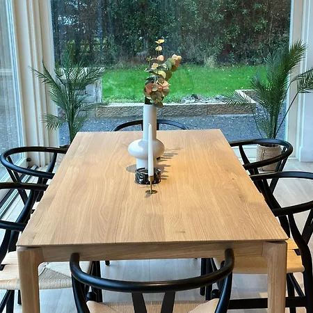 Castan House - 30 Minutes To Dublin Airport Holiday home Kildare