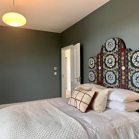 Castan House - 30 Minutes To Dublin Airport Holiday home *